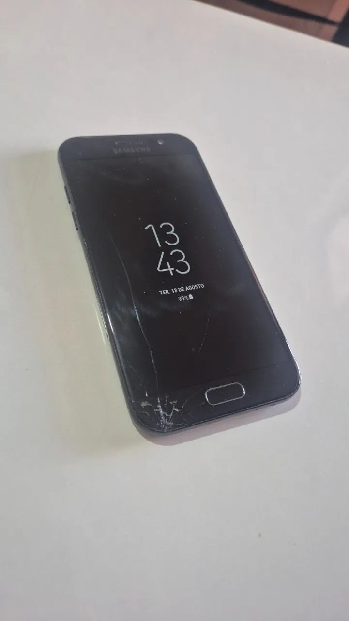 Samsung Galaxy A7 (2017) - Foto 3