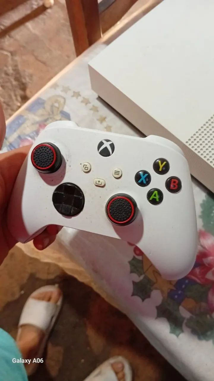 Xbox one s 1TB all digital  - Foto 5