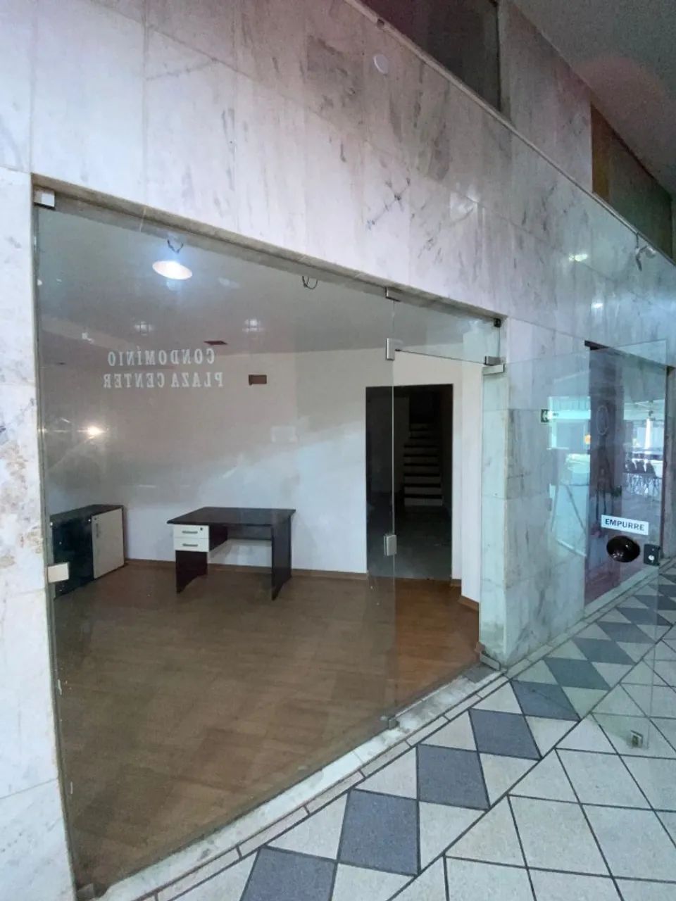 Loja C/ Garagem - 40m² - Centro Cabo Frio