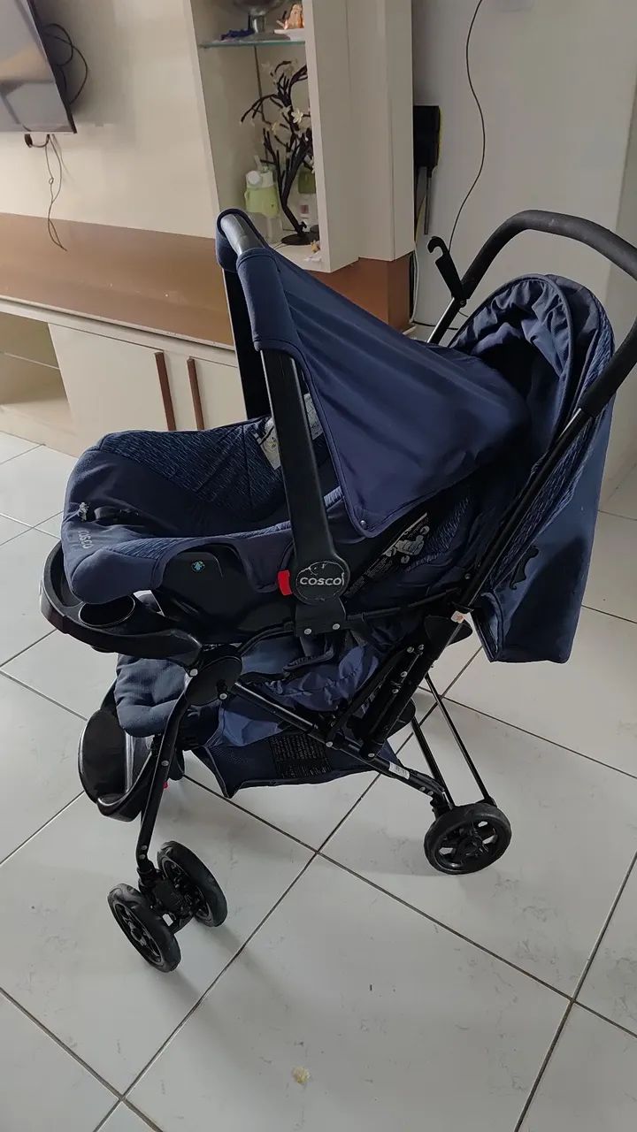 Carrinho de bebê + moisés