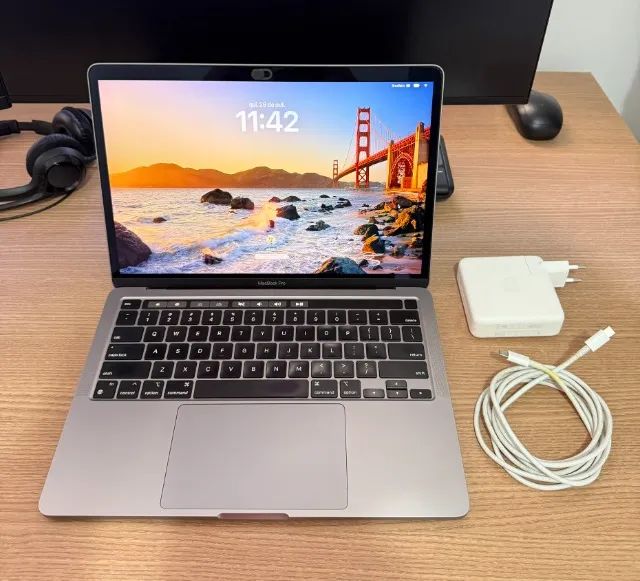 Apple Macbook Pro M1 8gb Ram 256gb SSD