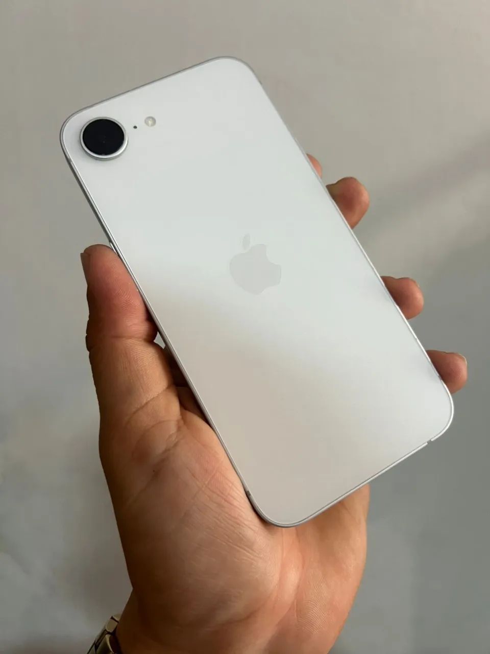 iPhone 16e - Foto 4