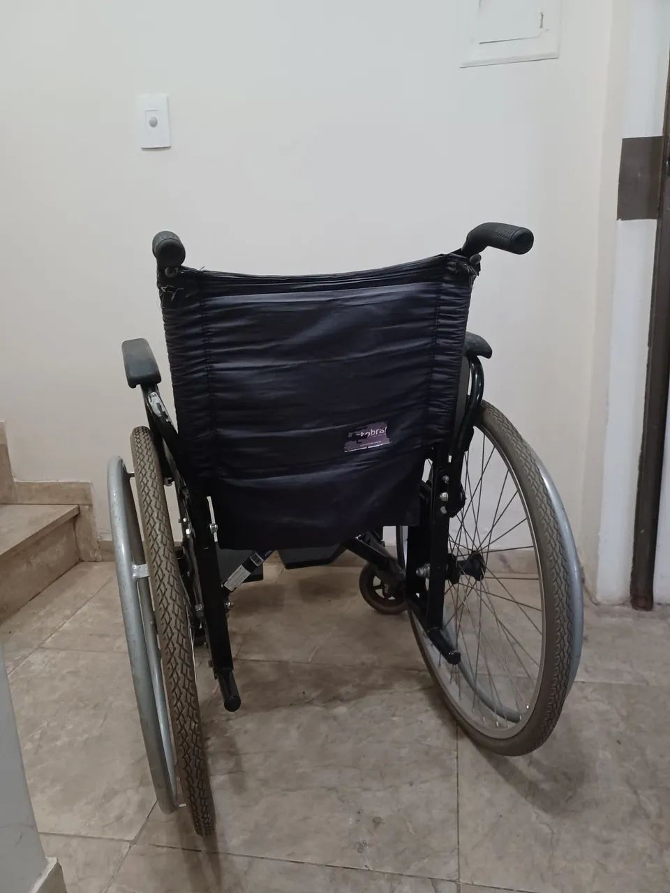 Cadeira de rodas dobravel  .349,00 - Foto 3