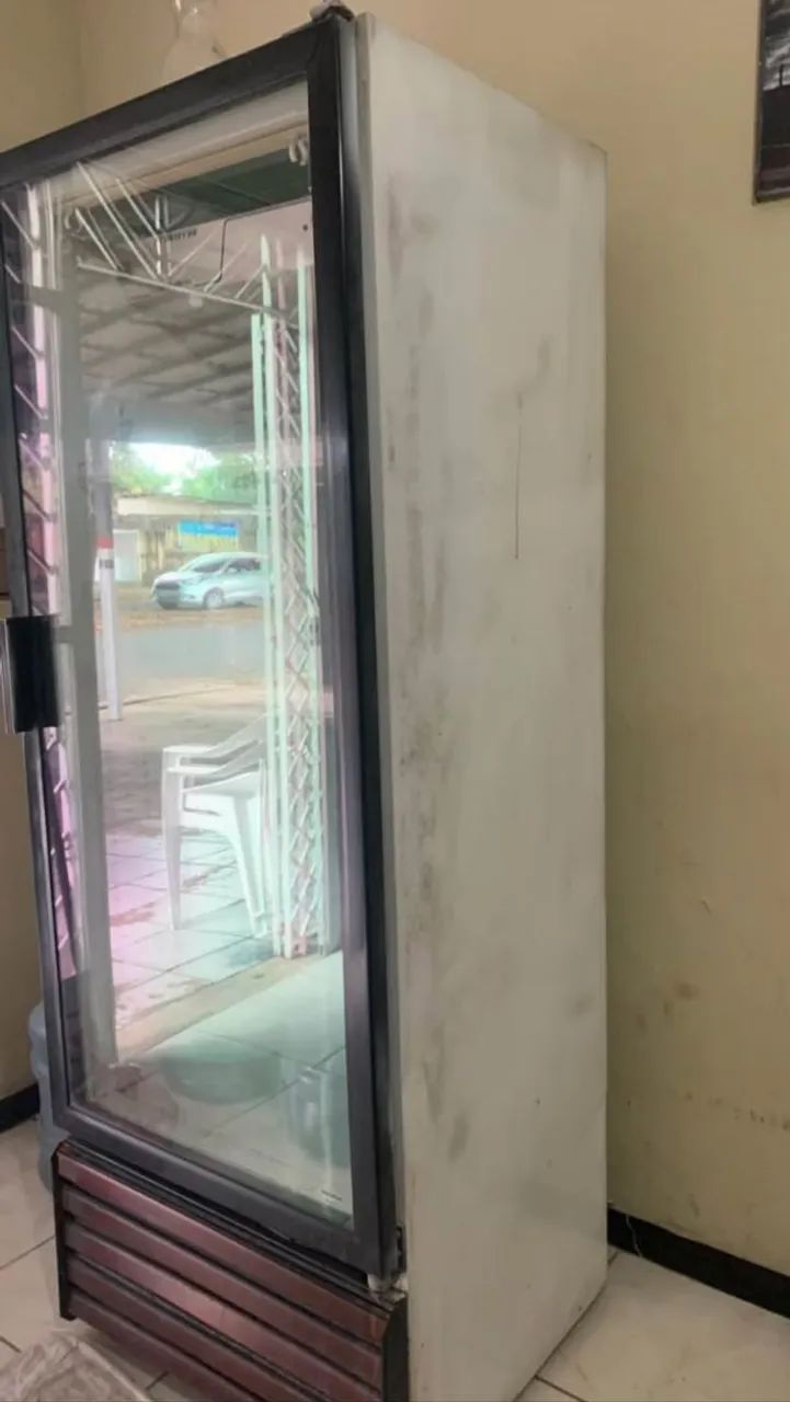 Expositor em ótimo funcionamento, retirar na marambaia - Foto 2