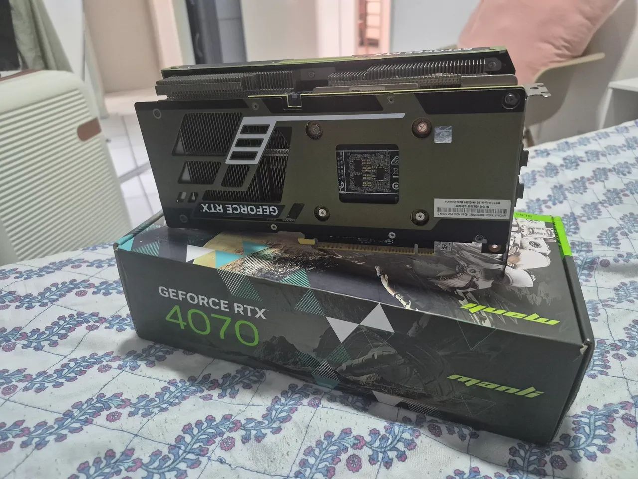 Placa de video Nvidia rtx 4070 12GB - Foto 2