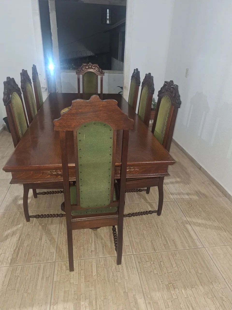 Mesa c/ 8 cadeiras madeira de lei aceito negociar - Foto 4