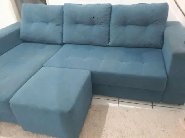 Sofa semi Novo 3 lugares + puf  - Foto 2