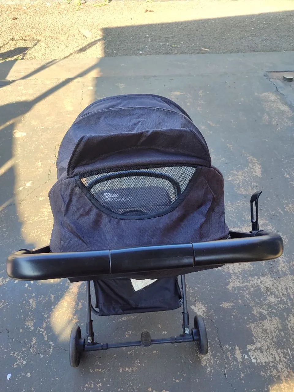 Carrinho de bebê Compass semi novo  - Foto 4