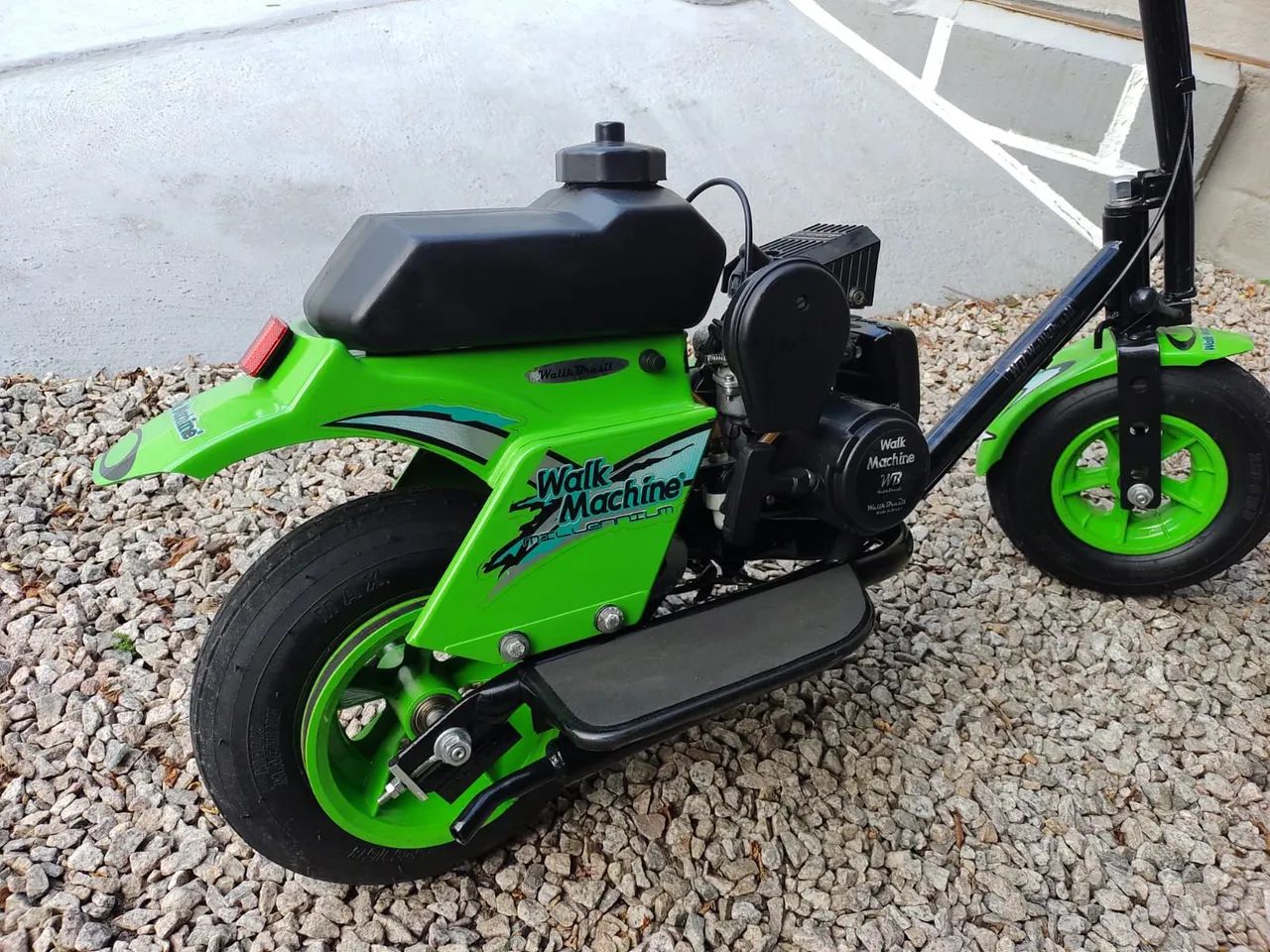 Walk machine patinete gasolina .
