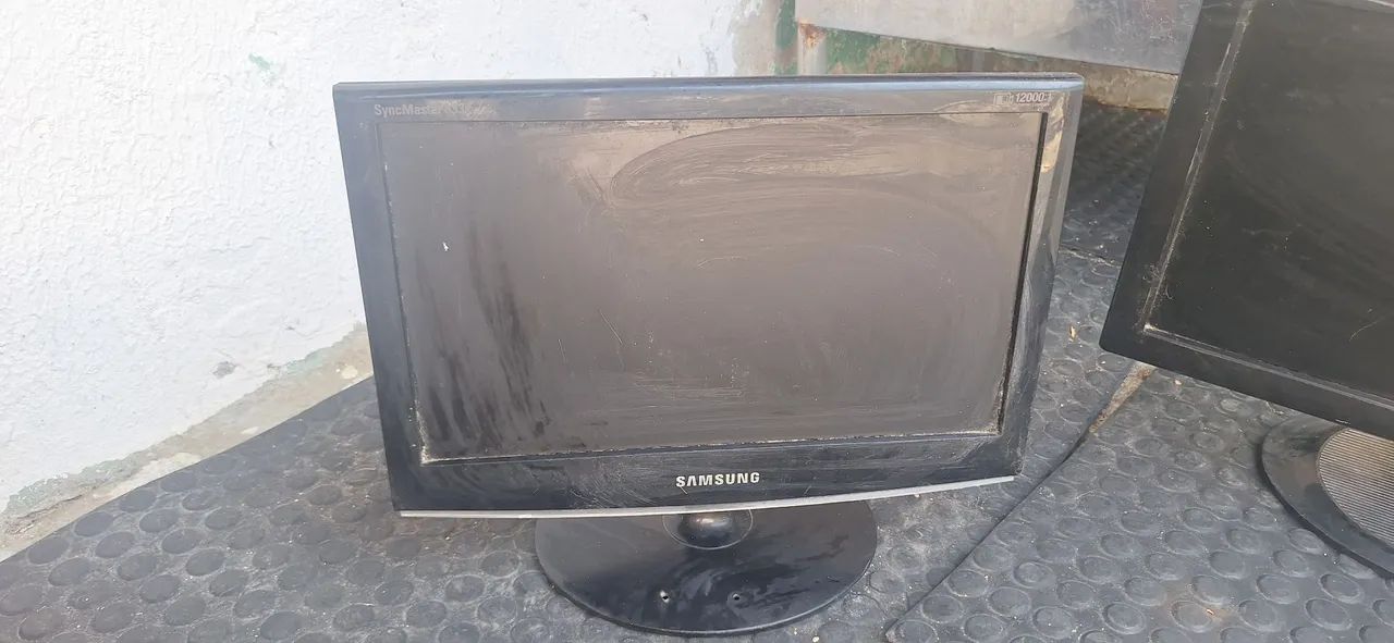 Os 3 Monitores por 100 - Foto 2