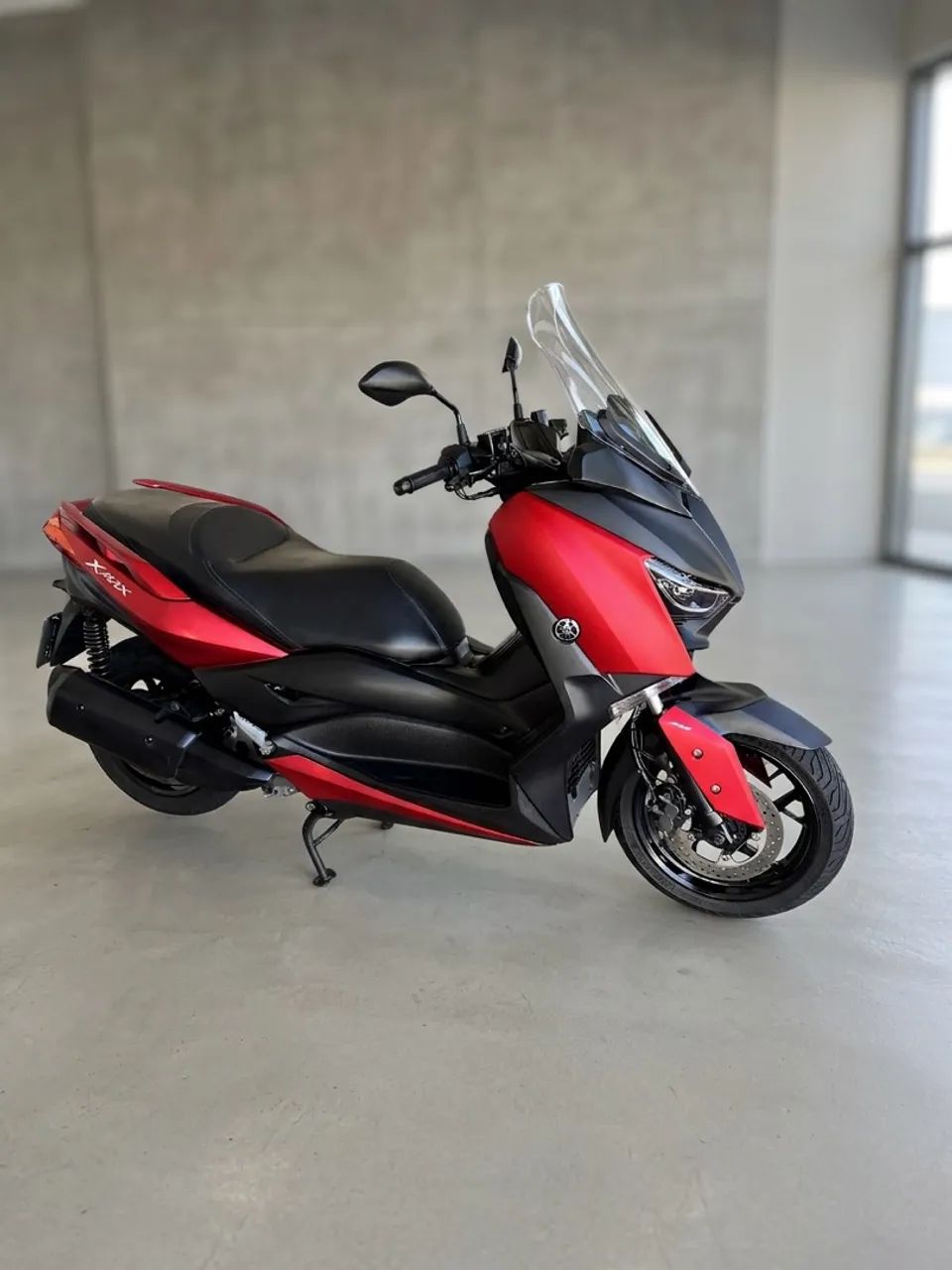 Xmax impecável 