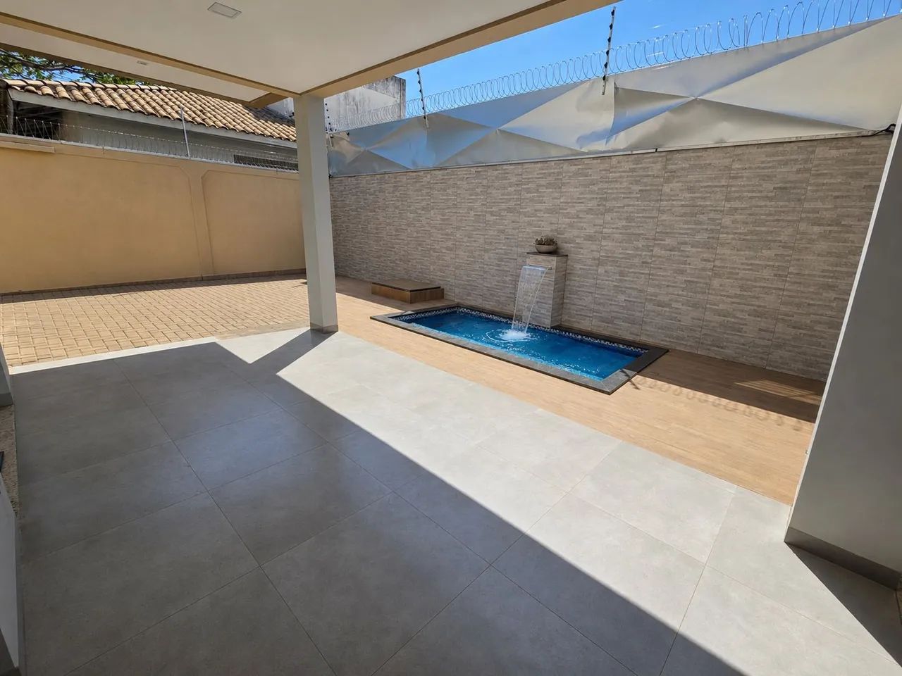 Vendo sobrado semimobiliado, 906 sul com energia solar - Foto 3