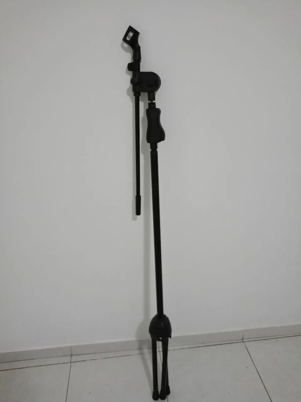Tripé de Microfone Regulável  - Foto 3