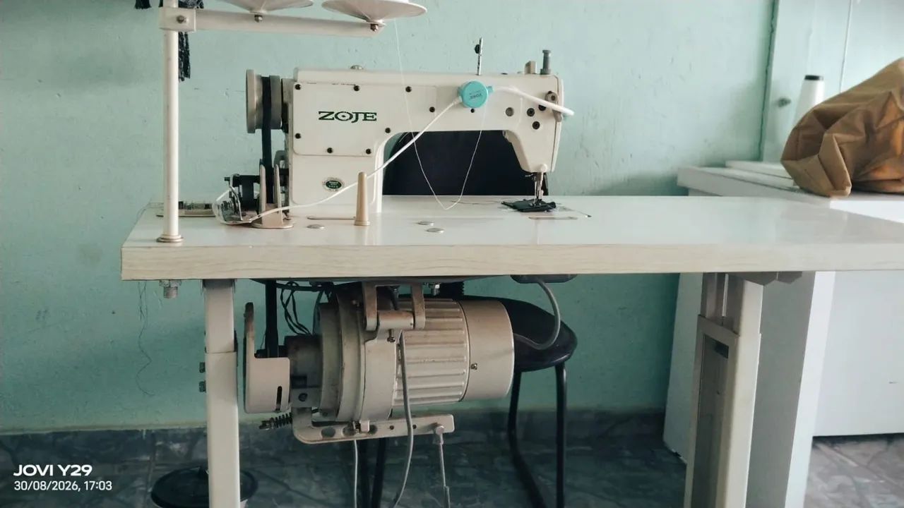 Máquina de costura reta  - Foto 2