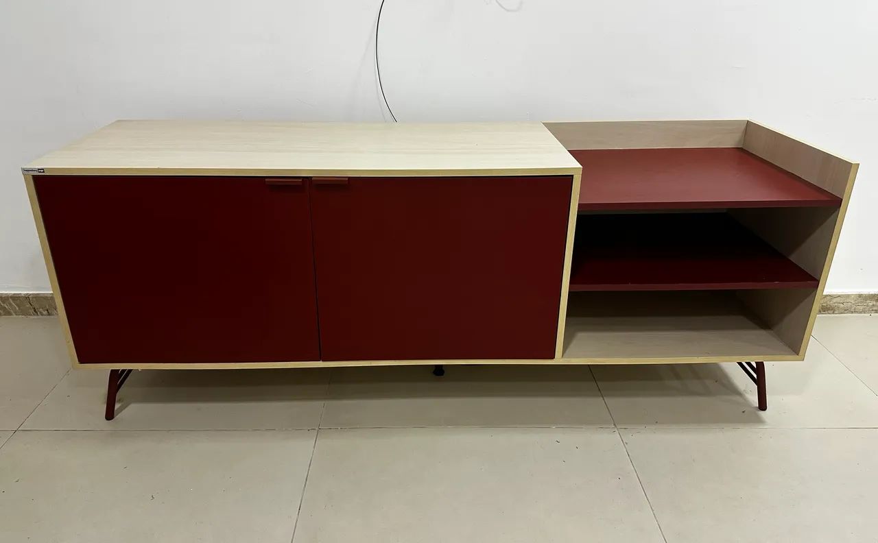 Rack para TV e sala de estar 