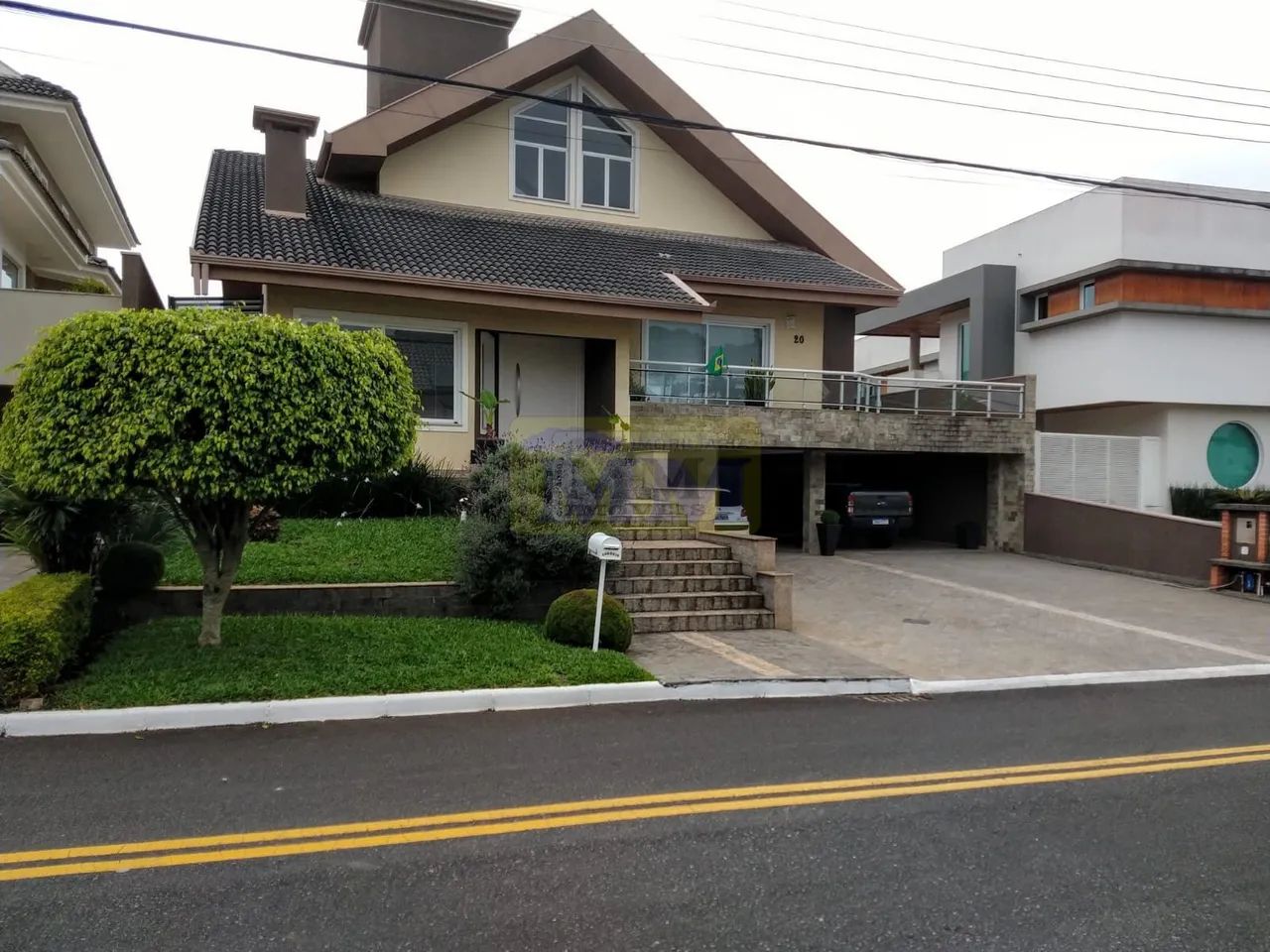 Casa com 3 suítes no condomínio Pinefields em Pinhais
