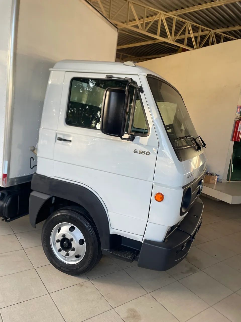 VW 8-160 2016 Baú de 6,20 Extra - Foto 4