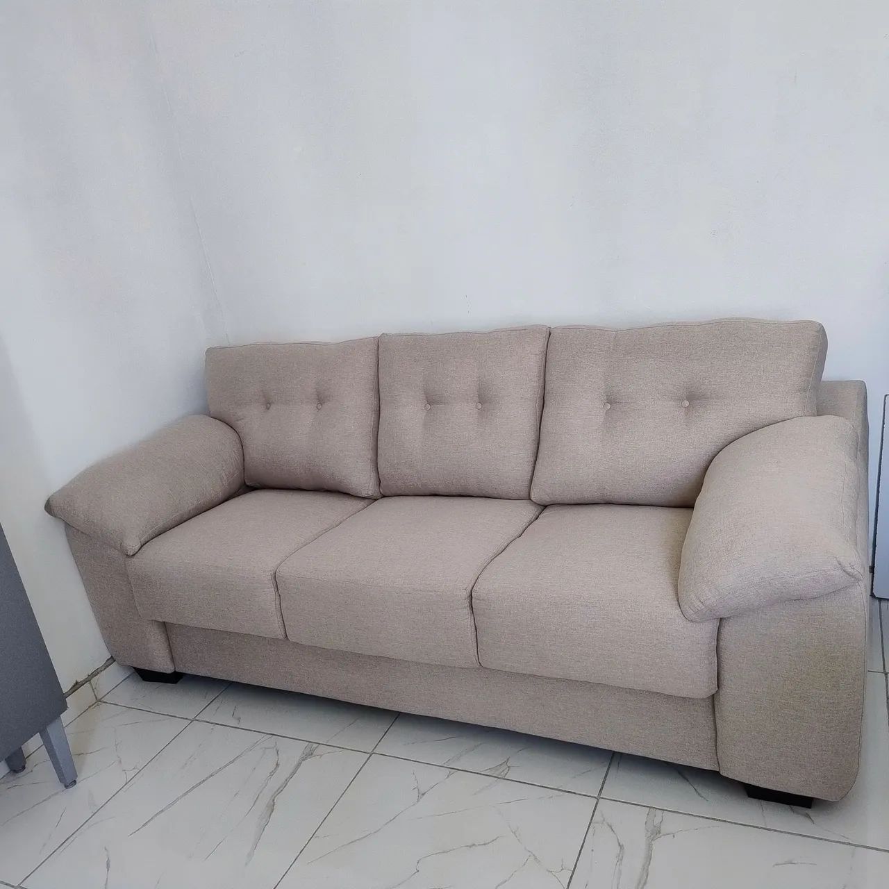 sofá 3 lugares 