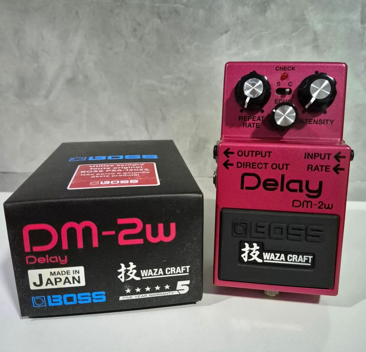 Pedal Boss DM-2W Delay Waza Craft DM2W Zerado! - Instrumentos