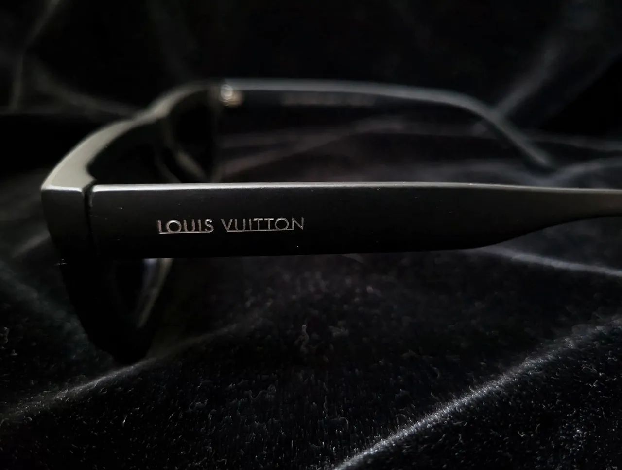 Óculos de sol Louis Vuitton PRETO - Foto 3