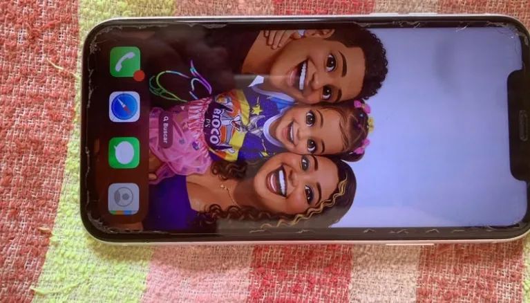 iPhone XR usado - Foto 2