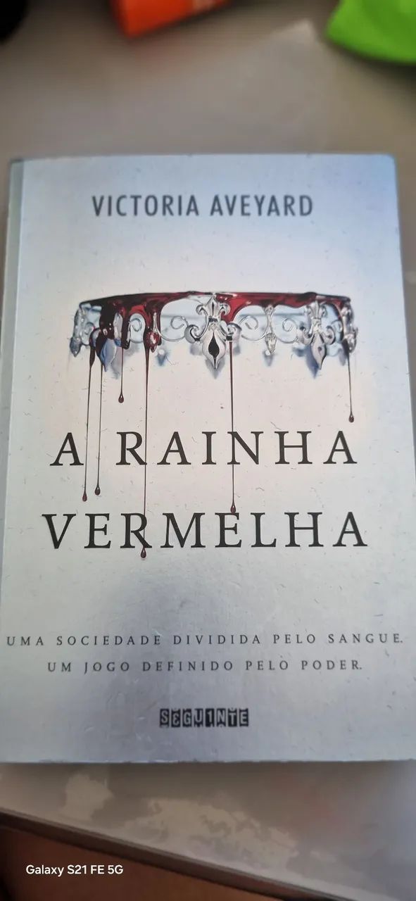 Livro A Rainha Vermelha 