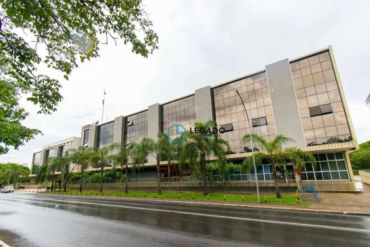 ASA NORTE - SALA REFORMADA - VÃO LIVRE - PRÉDIO TOTALMENTE REFORMADO