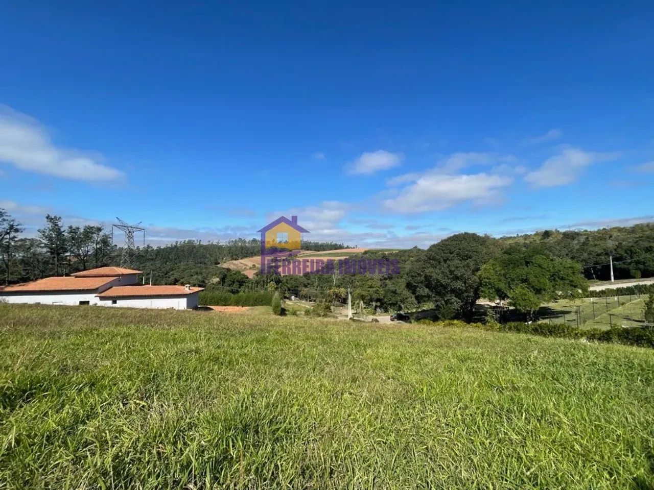 Ibiúna, terreno em condomínio com linda vista