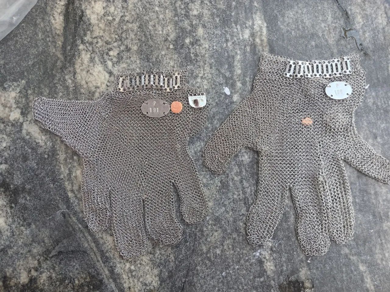 Luvas de aço 