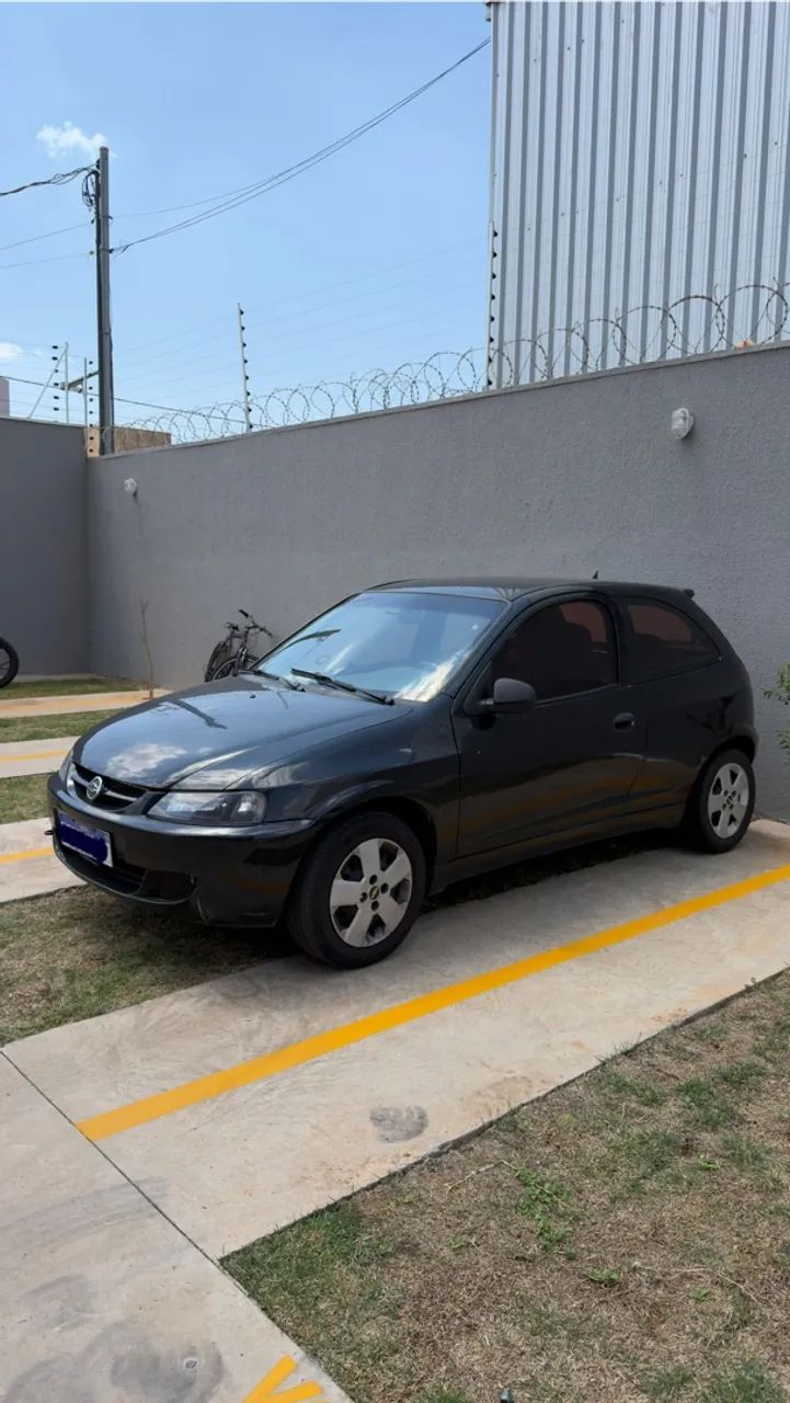 Chevrolet Celta Spirit 1.0 MPFI VHC 8V 3P 2005