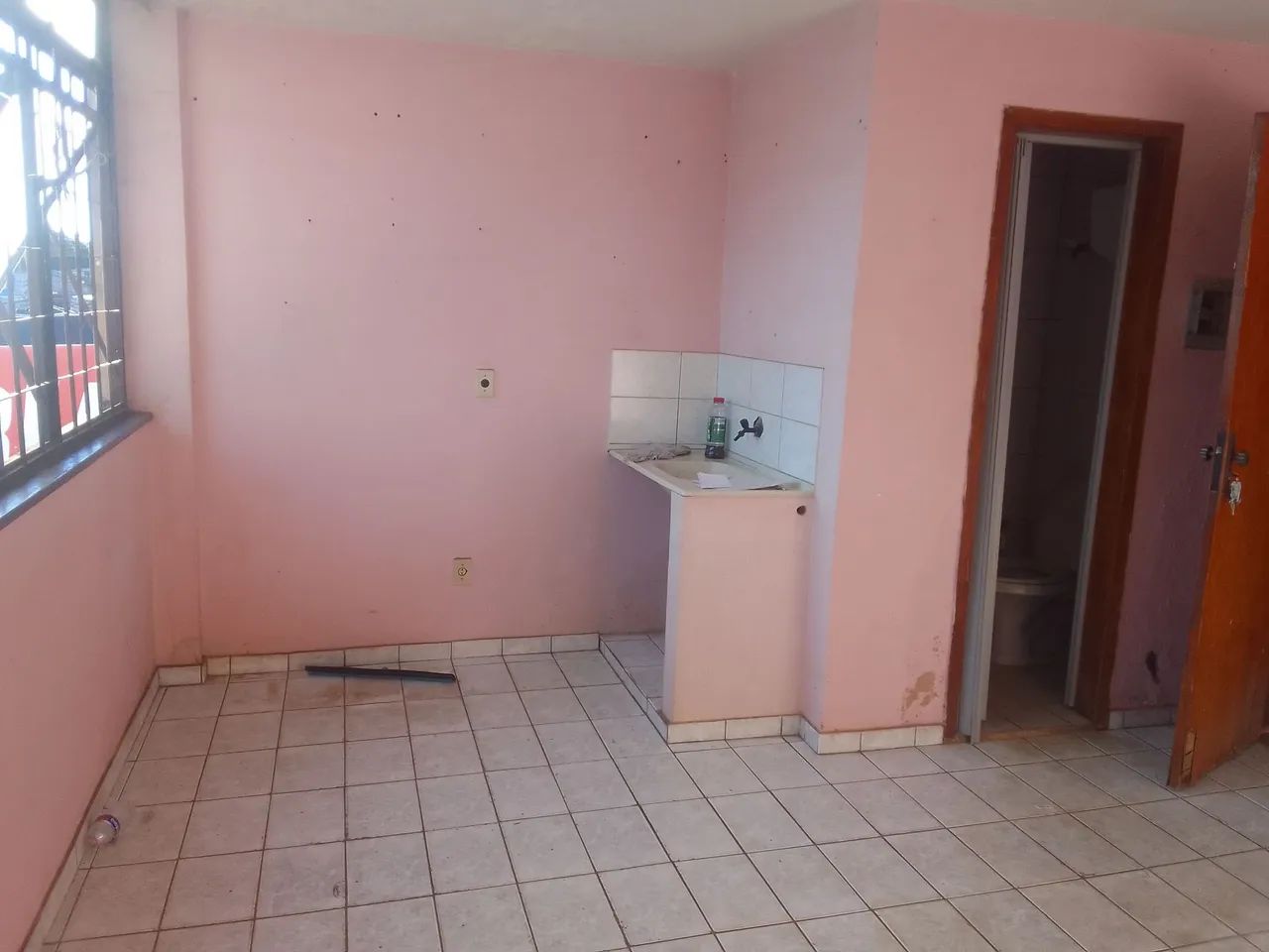 Vendo ou troco kitnete no pnorte na 5/9 - Foto 3