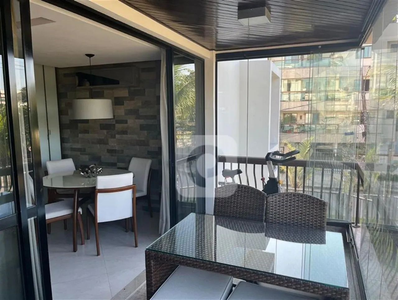 SELECIONE - Apartamento 3 quartos, sendo 1 suíte