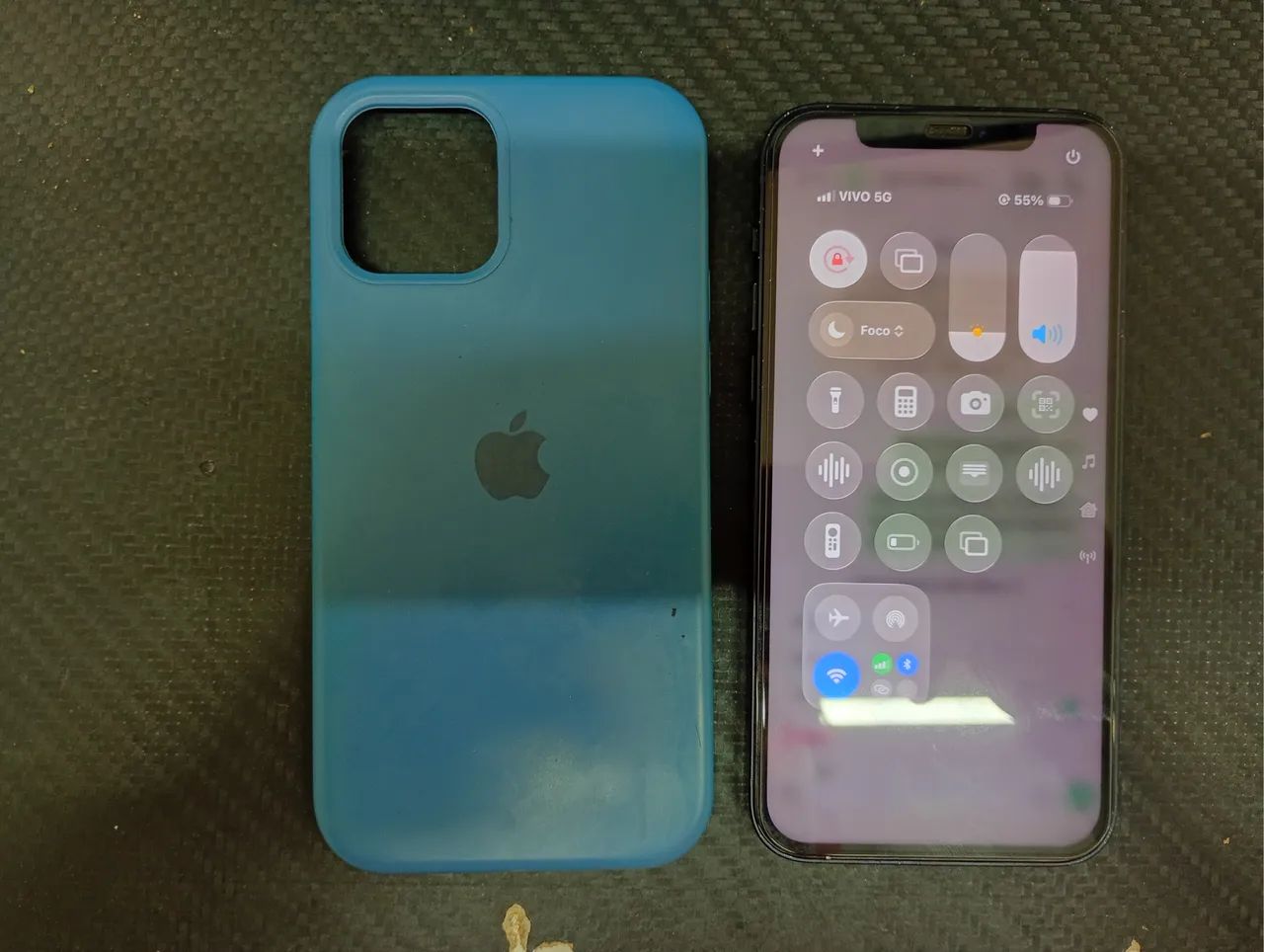 Celular iPhone 12 