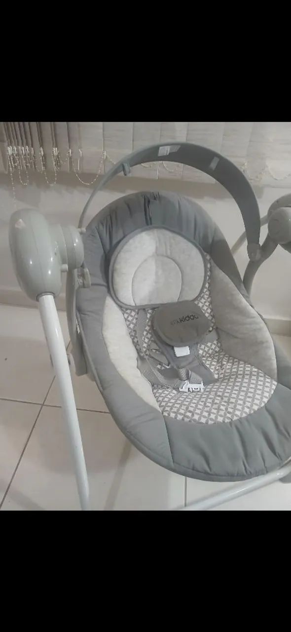 Cadeira de balanço automática para bebês  - Foto 2