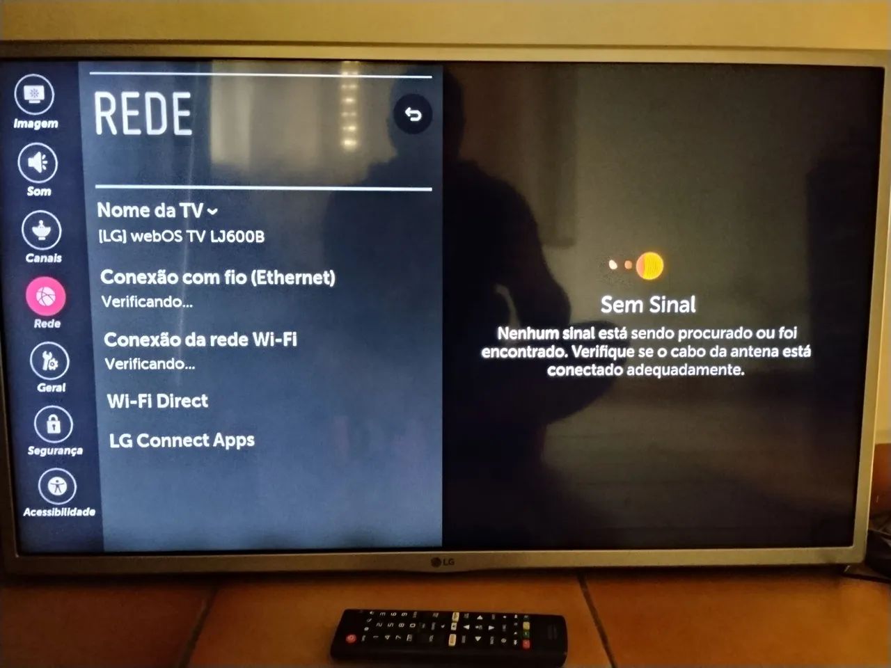 Vende tv LG,32 polegadas não está conectando a internet 