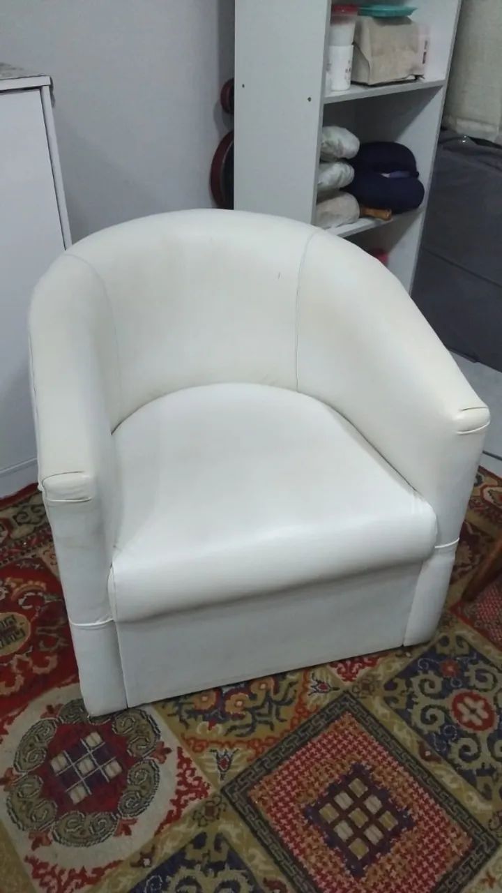 POLTRONAS DE COURINO
