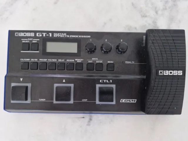 Pedaleira GT1 nova