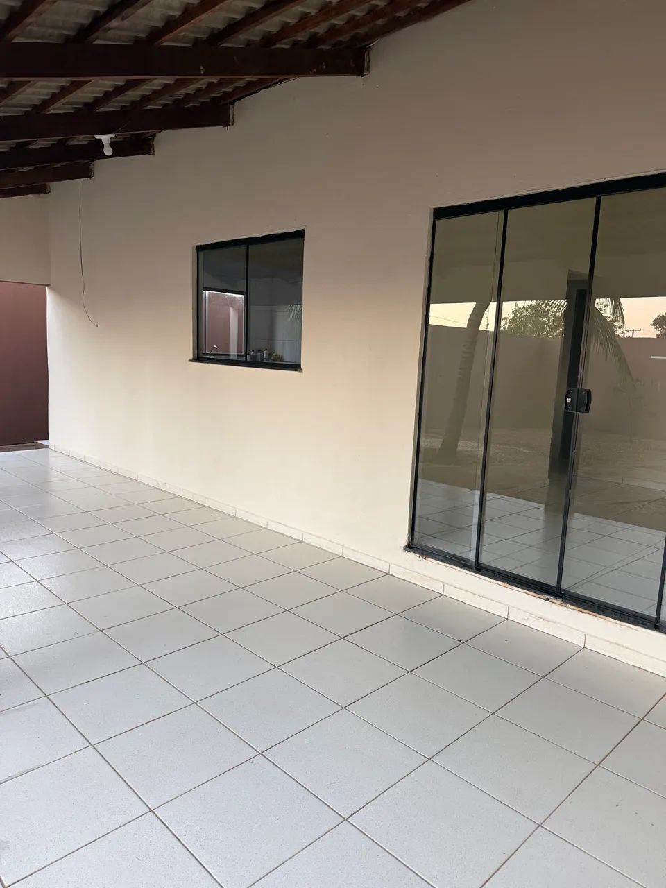 Aluga casa em Luzimangues 