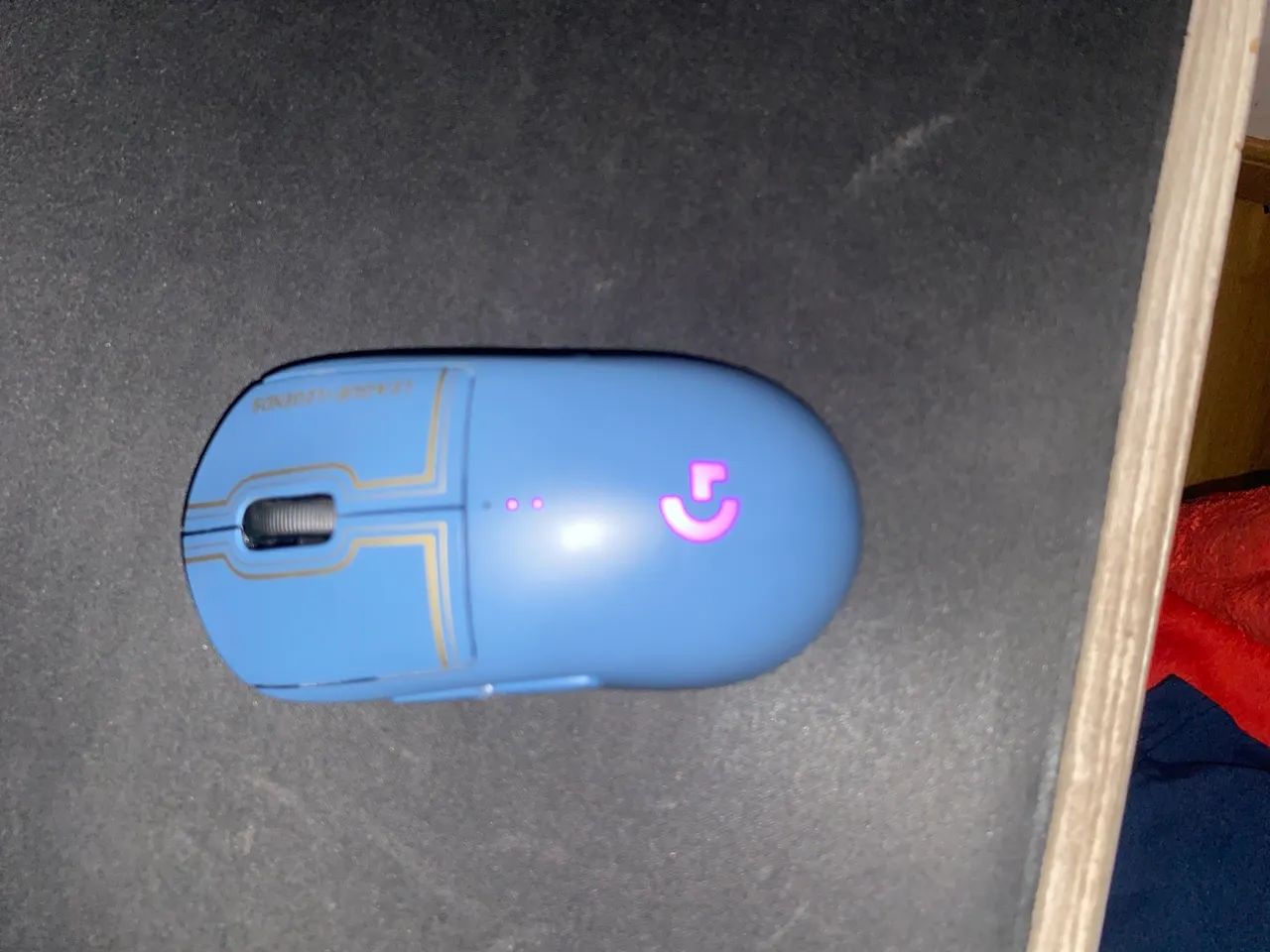 Logitech G Pro Wireless LOL Edition - Periféricos e Acessórios de