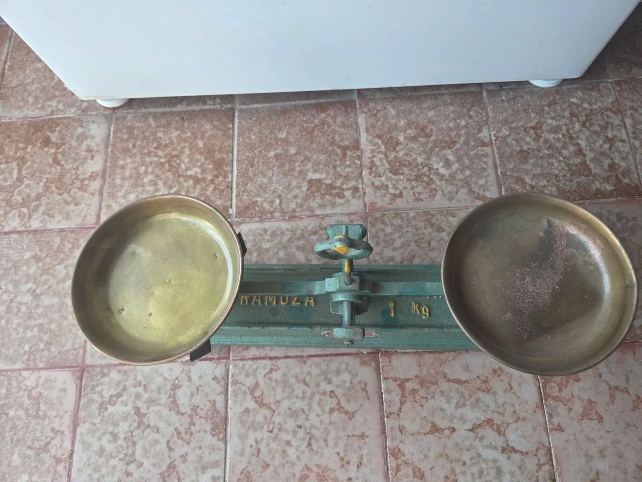 Balança antiga 1k - Foto 2