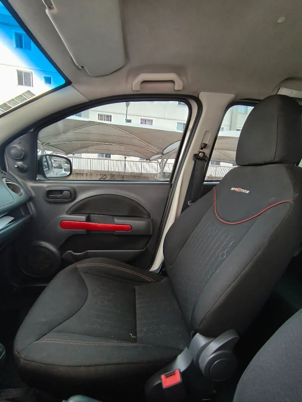 Fiat Uno Sporting 1.4 EVO Fire Flex 8V 4P 2012 - Foto 5