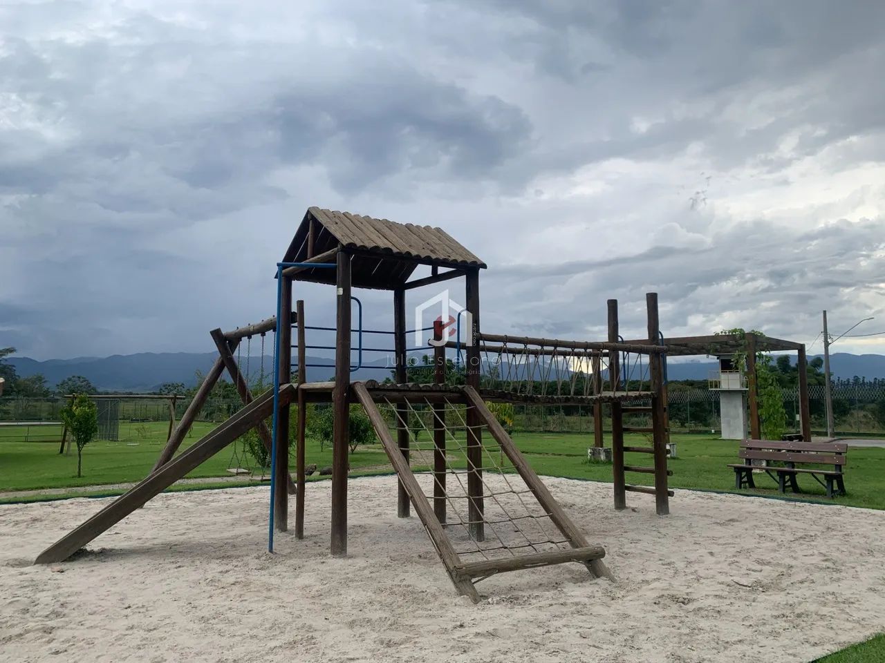 Terreno c/ área de 354,25m² no Condomínio Morada do Visconde em Tremembé - Foto 12