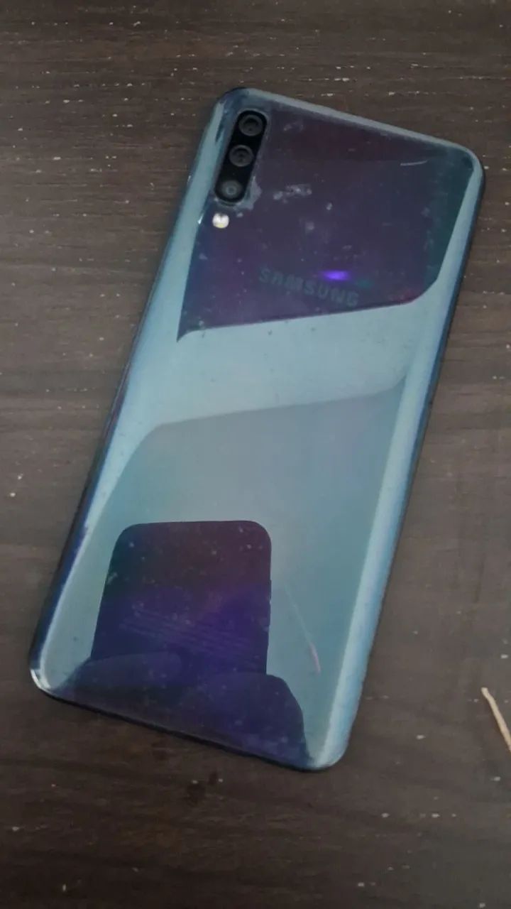 Samsung A50 - Foto 2