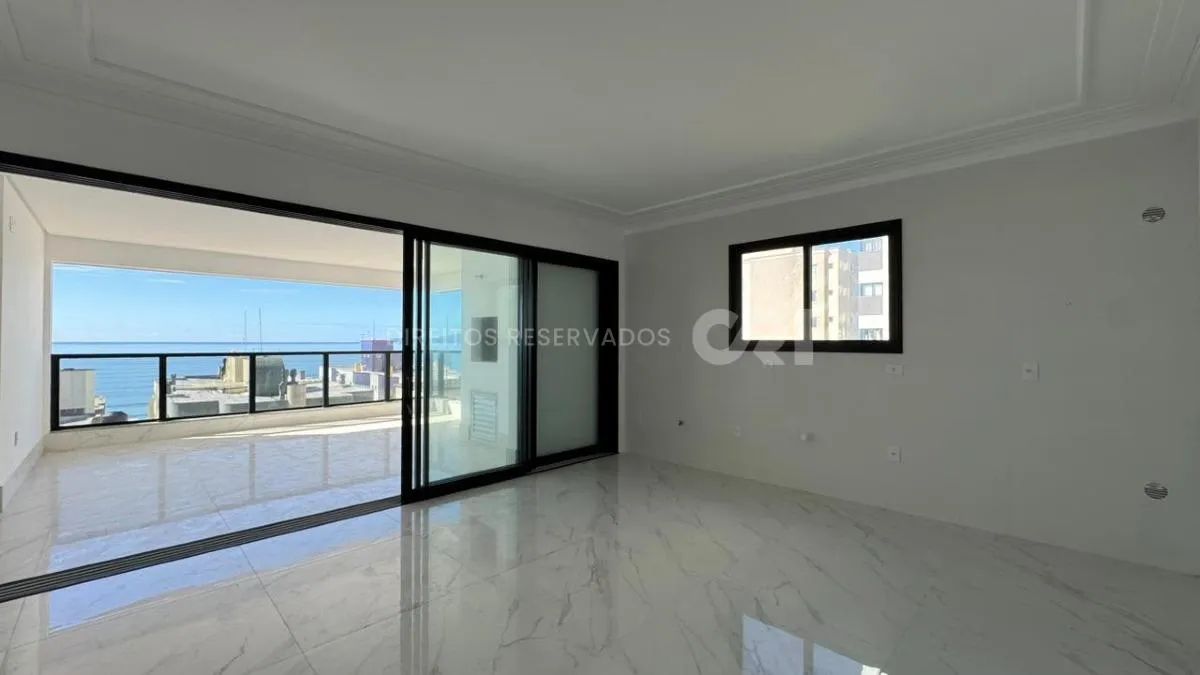 Apartamento exclusivo com 4 suítes no Edifício St. Clair no Centro de Itapema - Foto 2