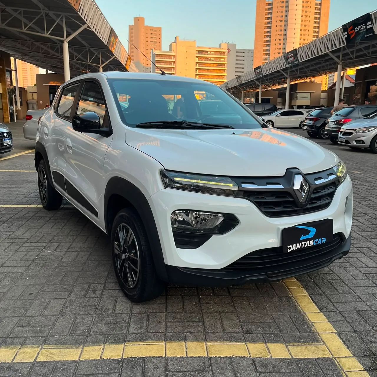 Renault Kwid 1.0 Intense 2024 - Foto 3