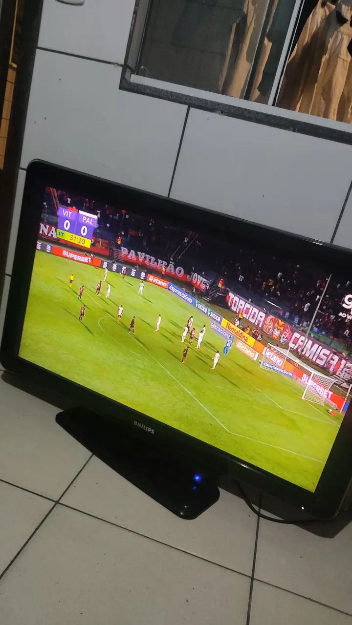 Tv Philips 42 polegadas não é esmart  - Foto 4