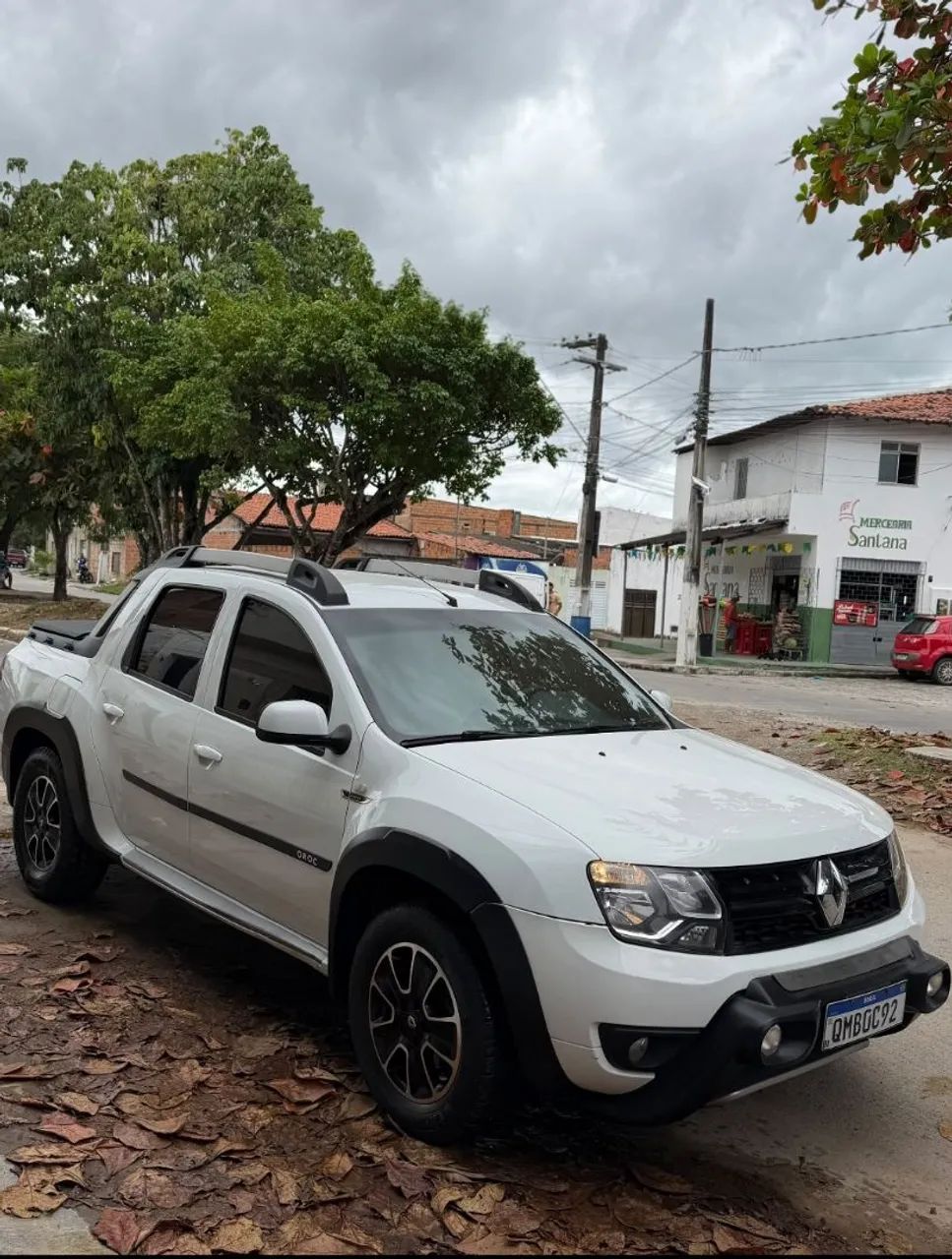 Renault Duster Oroch Dyna. 2.0 Hi-flex 16V Aut. 2017