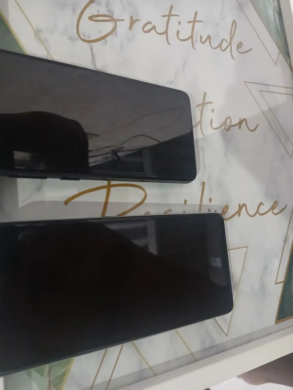 2 celulares  com defeito para tirar peças valor 500 os 2 - Foto 5