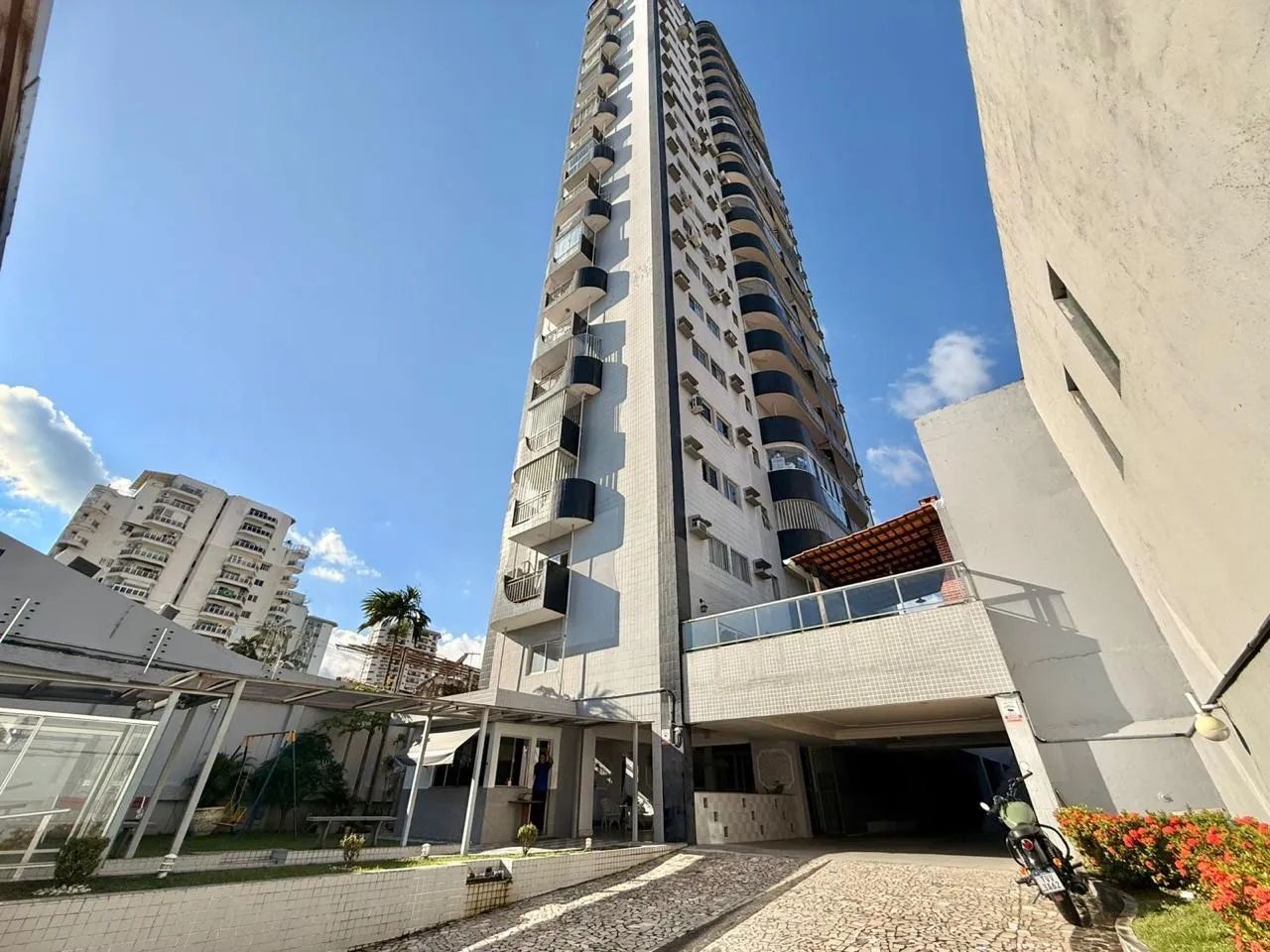 Venda | Apartamento | Edifício Águas Marinhas | 115 m2 | 3 quartos- 1 suite - 1 vaga.