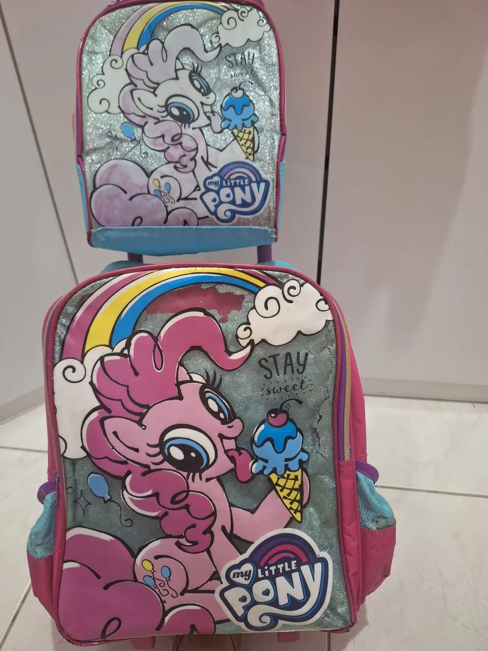 Mochila escolar de carrinho feminina - Foto 2